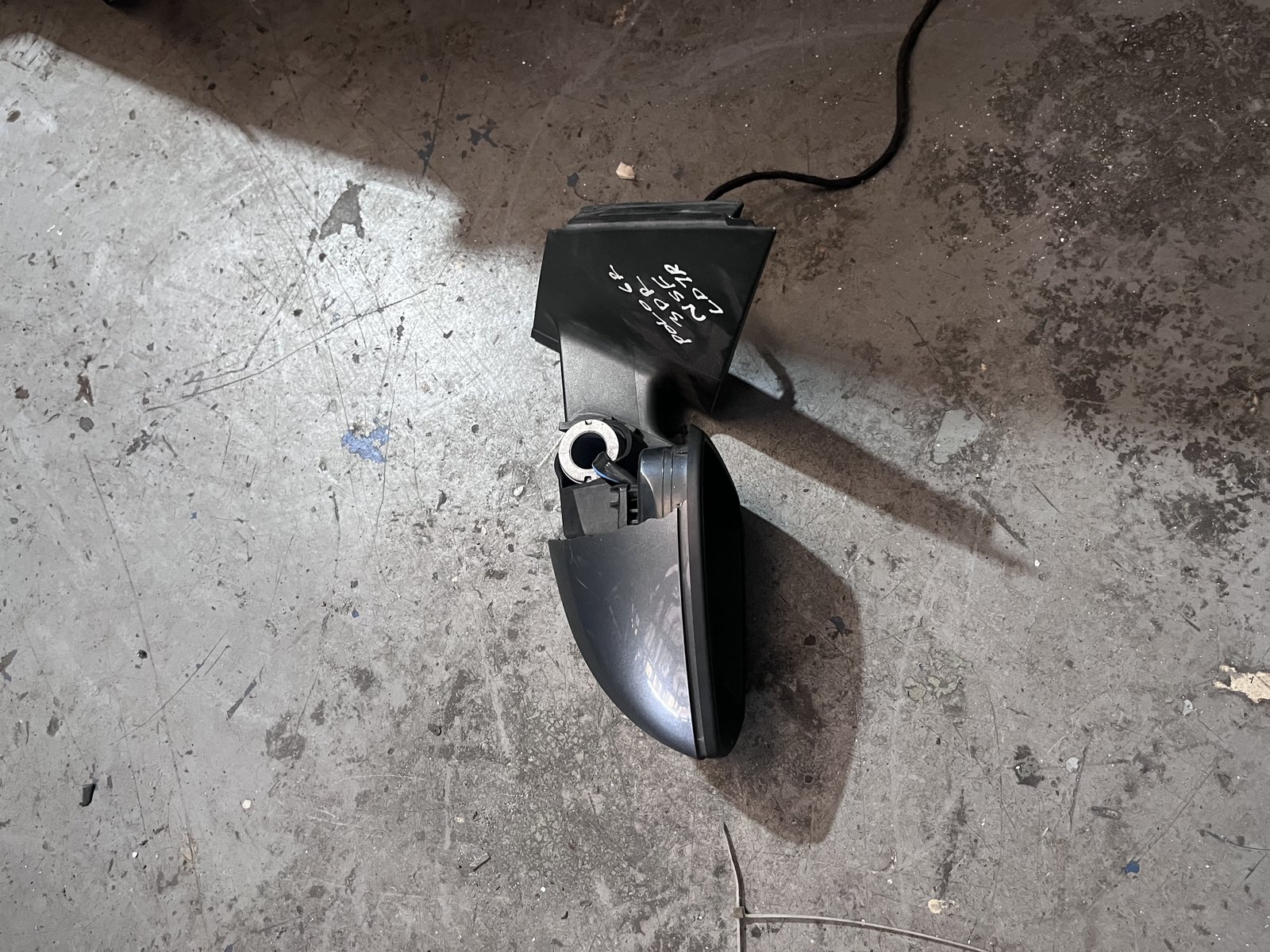 VW POLO 6R 3DR NSF WING MIRROR COVER DEFECTIVE photo 3