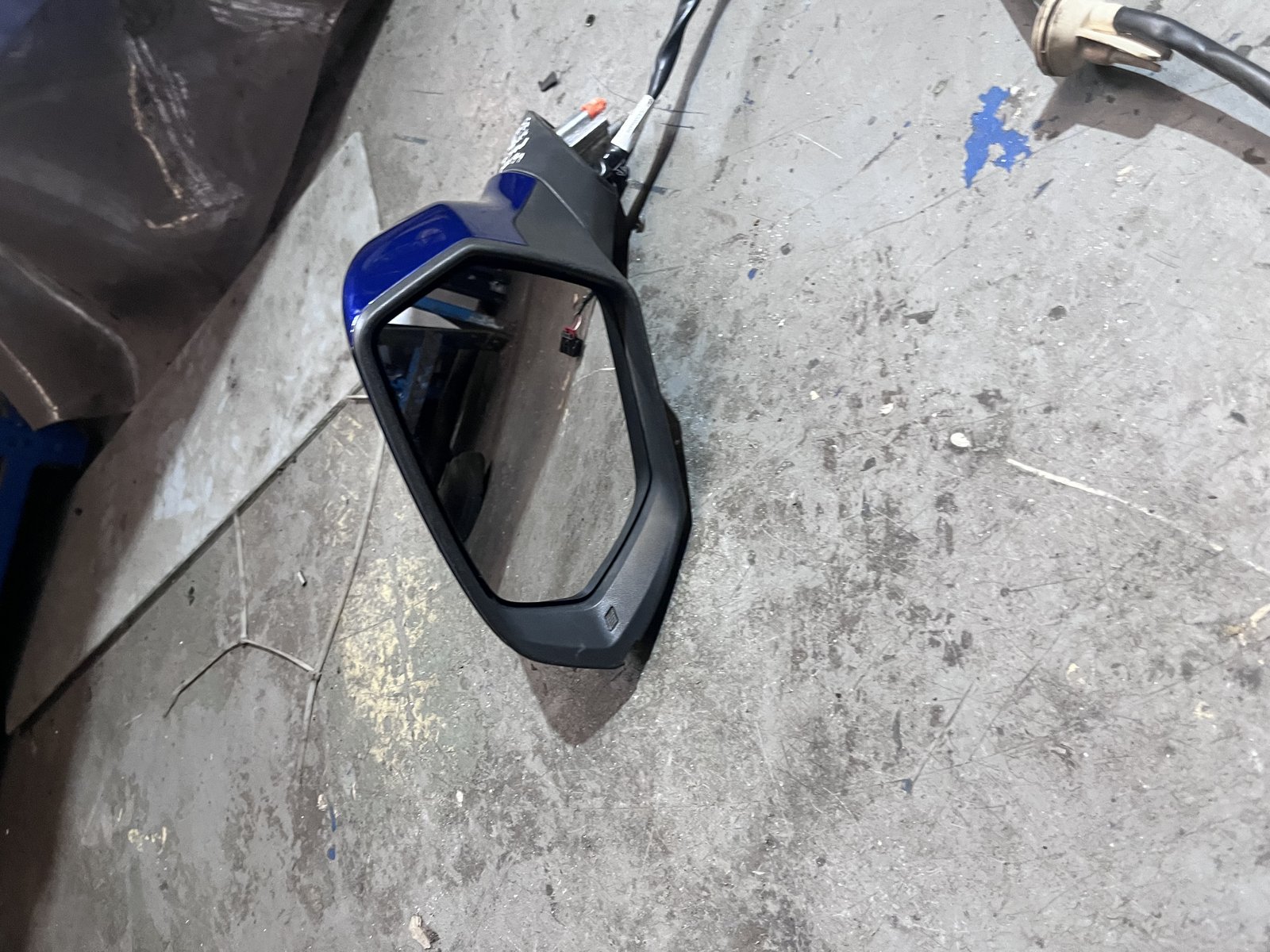 SEAT LEON MK4 NSF WING MIRROR BLUE W5L