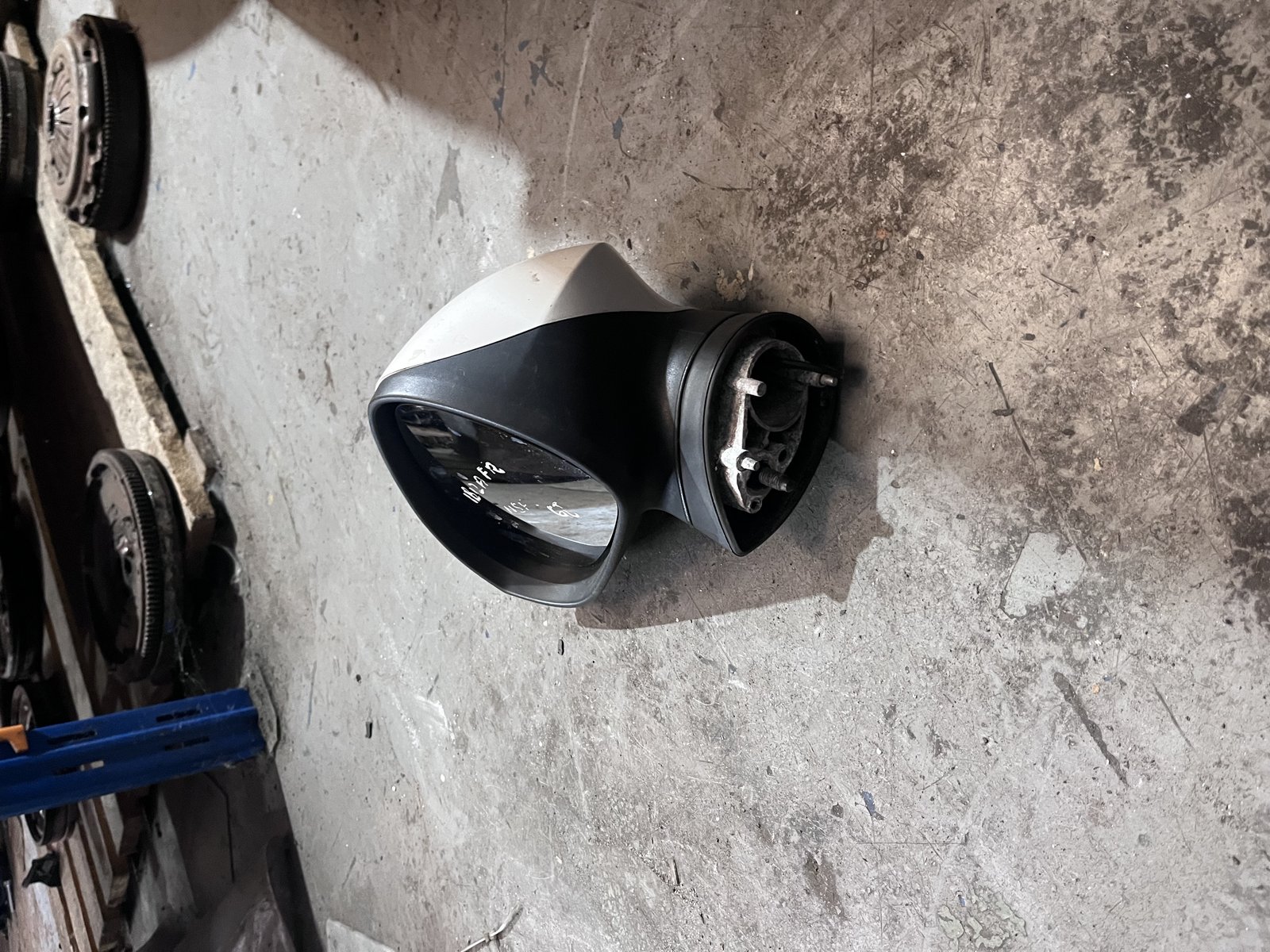 2012 SEAT IBIZA FR NSF 3 DOOR WING MIRROR LB9A photo 2