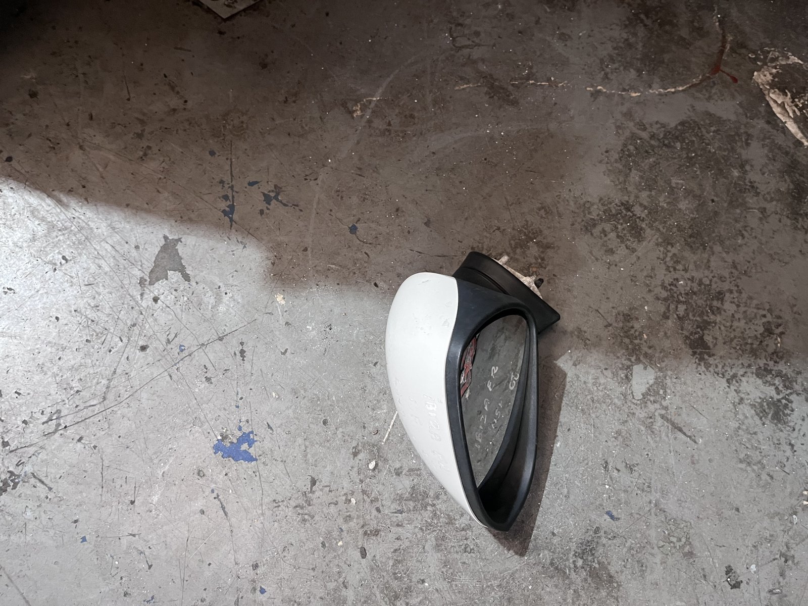 2012 SEAT IBIZA FR NSF 3 DOOR WING MIRROR LB9A photo 3