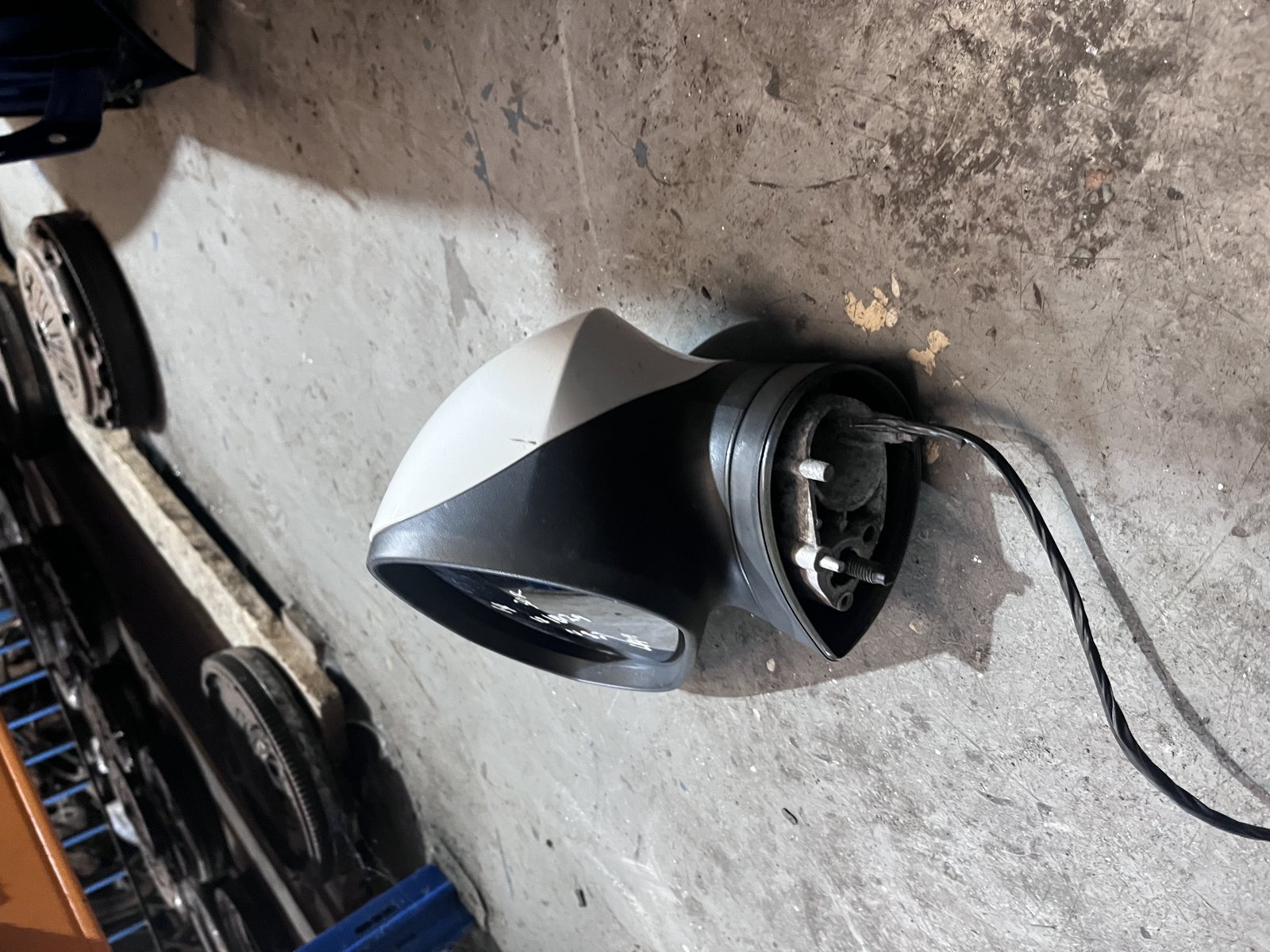 SEAT IBIZA 12 NSF WING MIRROR WHITE LB9A photo 2
