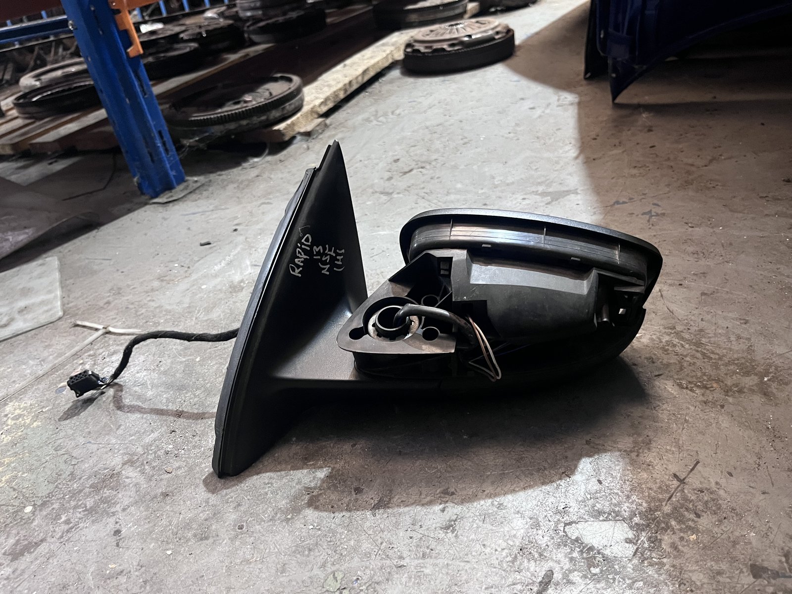 SKODA RAPID 13 NSF WING MIRROR BLUE LG5X photo 4