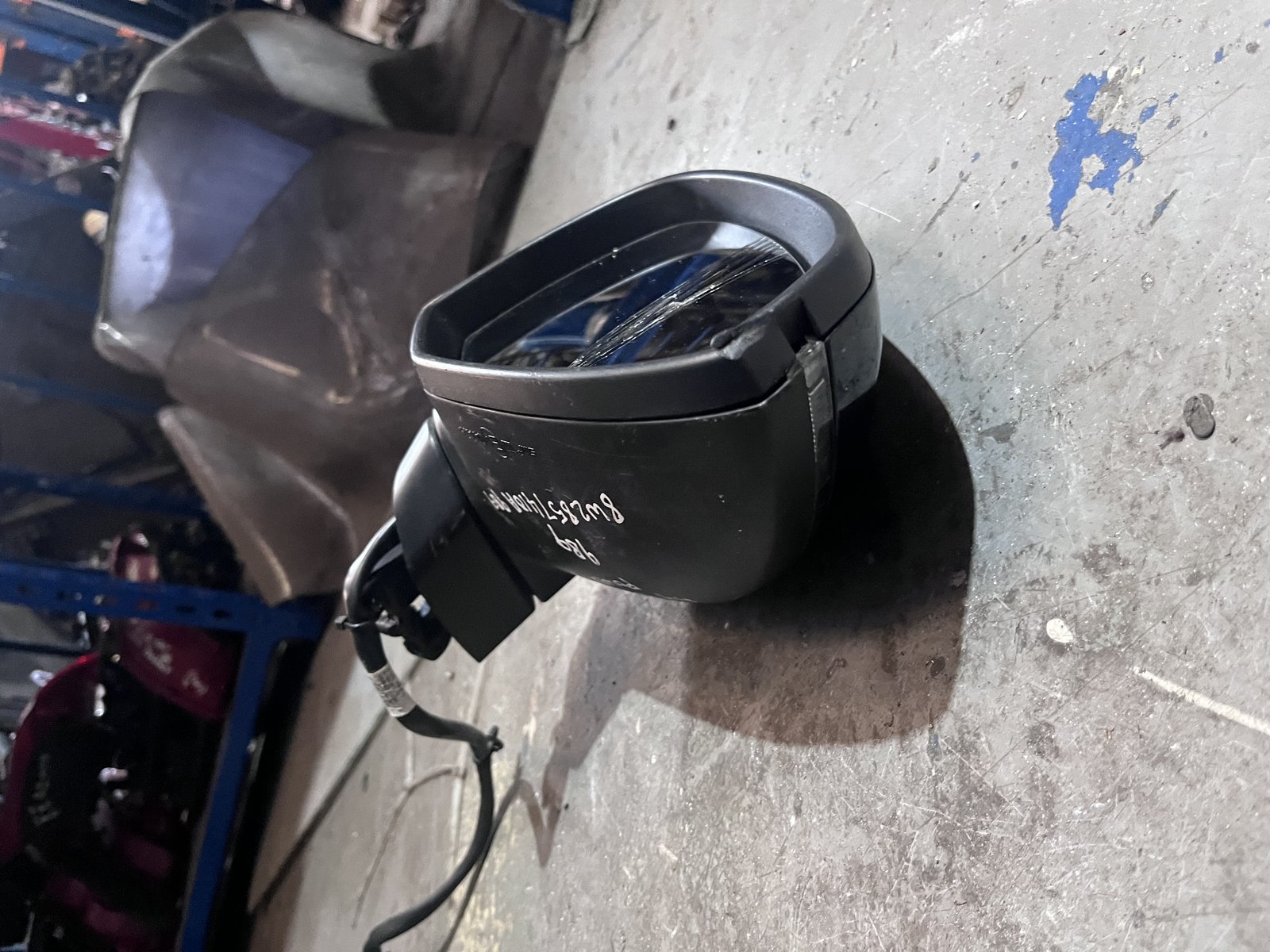 AUDI A4 B9 AVANT OSF WING MIRROR  photo 2