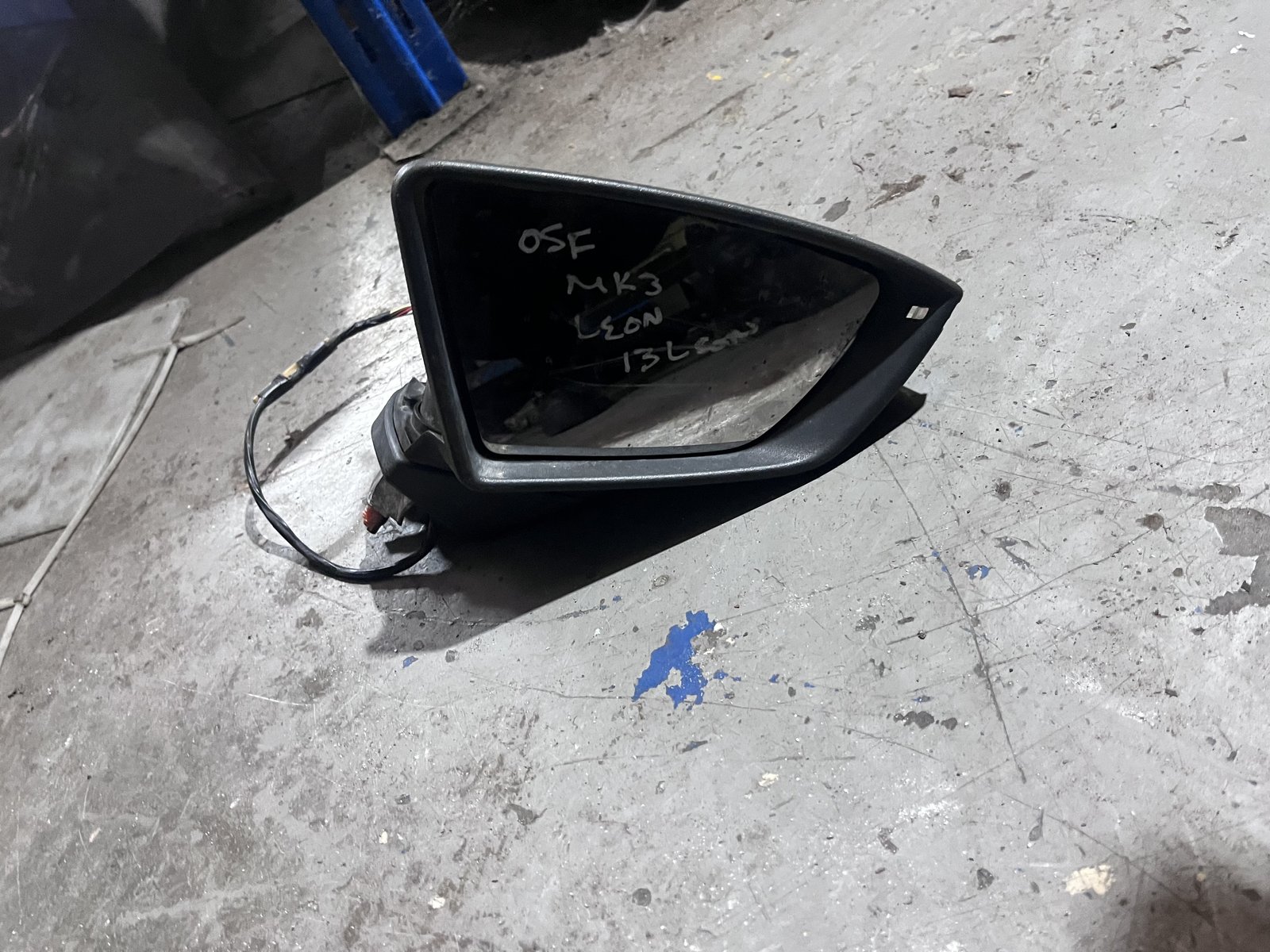 SEAT LEON MK3 OSF WING MIRROR NO COVER