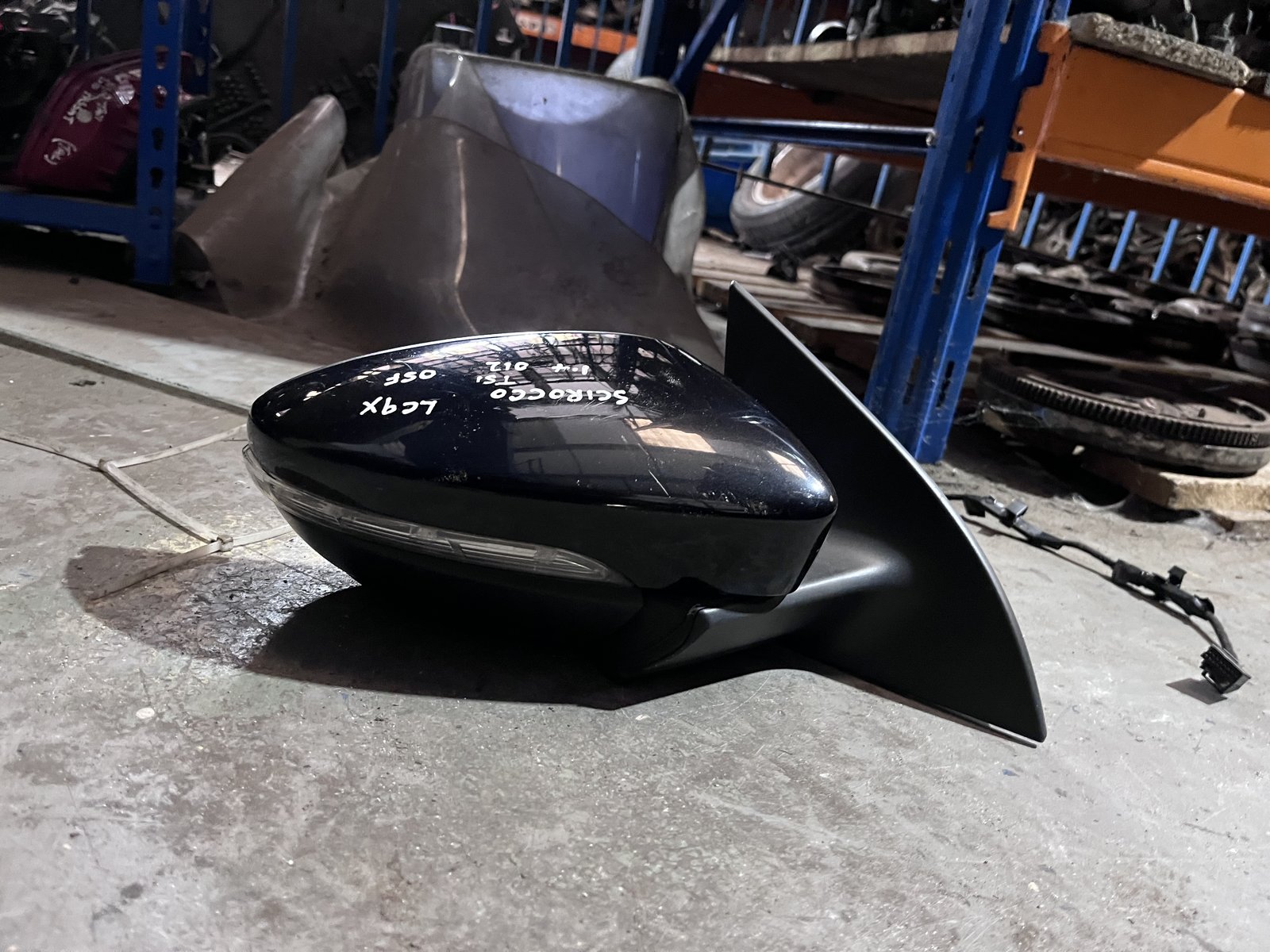 VW SCCIROCO TSI OSF WING MIRROR BLACK LC9X photo 4