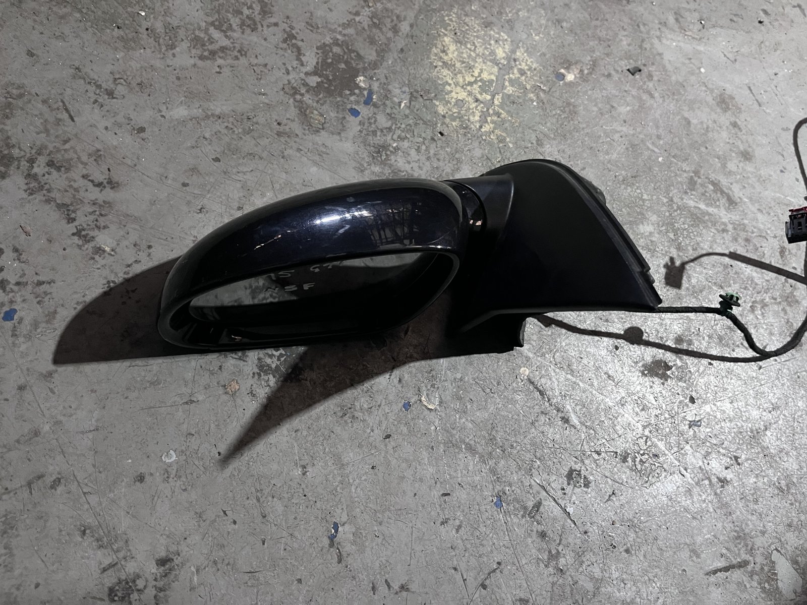 VW GOLF M5  GTI NSF WING MIRROR photo 3
