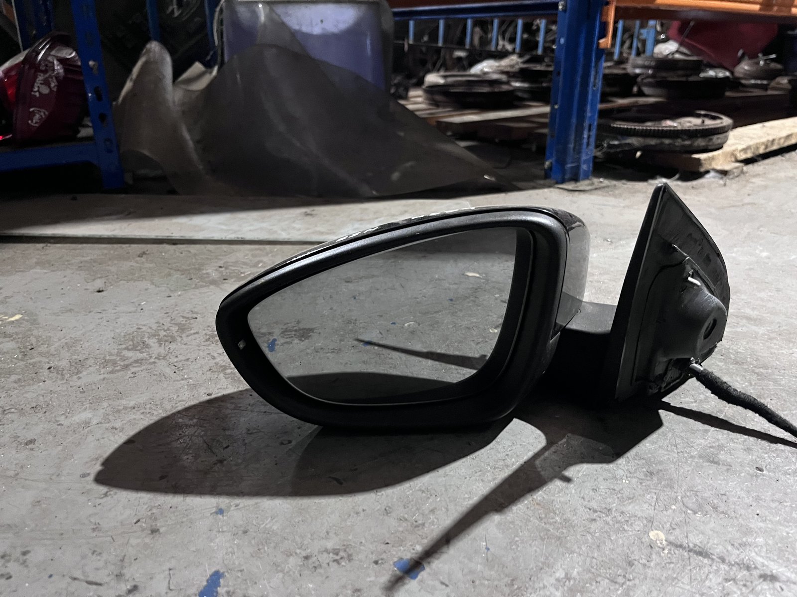 VW SCIROCO 12 NSF WING MIRROR BLACK LC9X