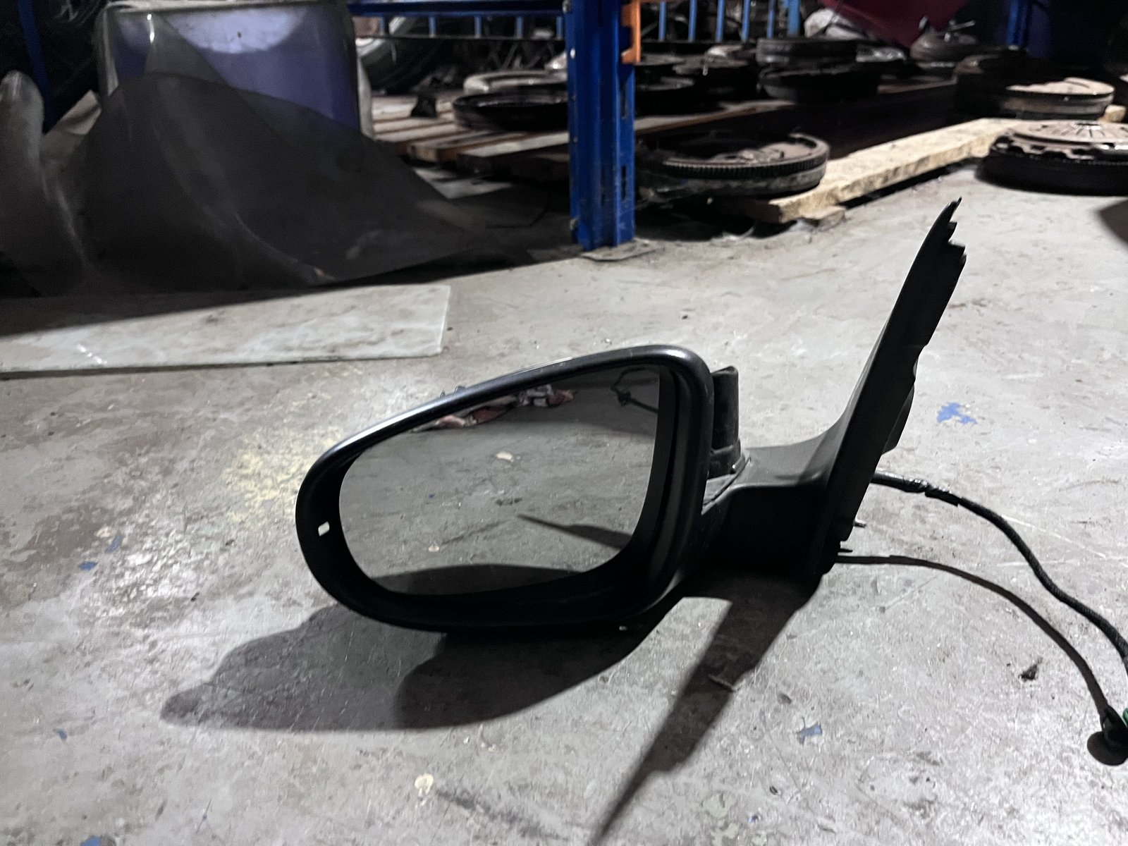 VW GOLF MK6 NSF WING MIRROR NO COVER