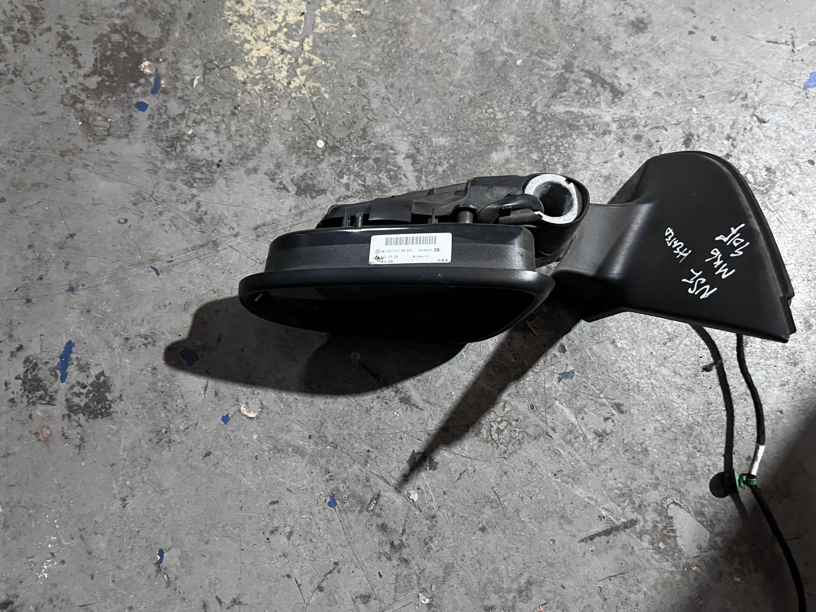 VW GOLF MK6 NSF WING MIRROR NO COVER photo 3