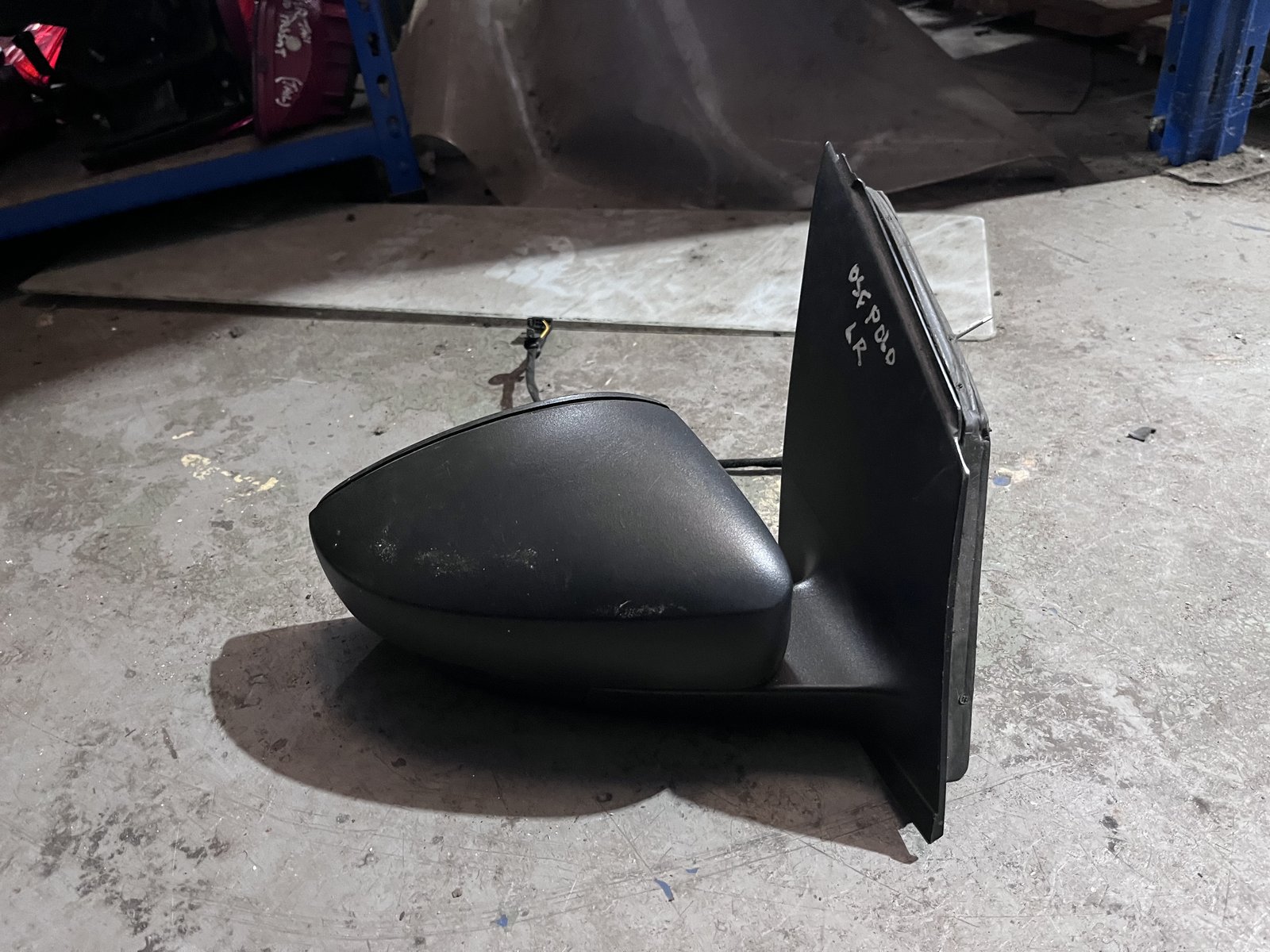 VW POLO OSF 6R WING MIRROR  photo 4
