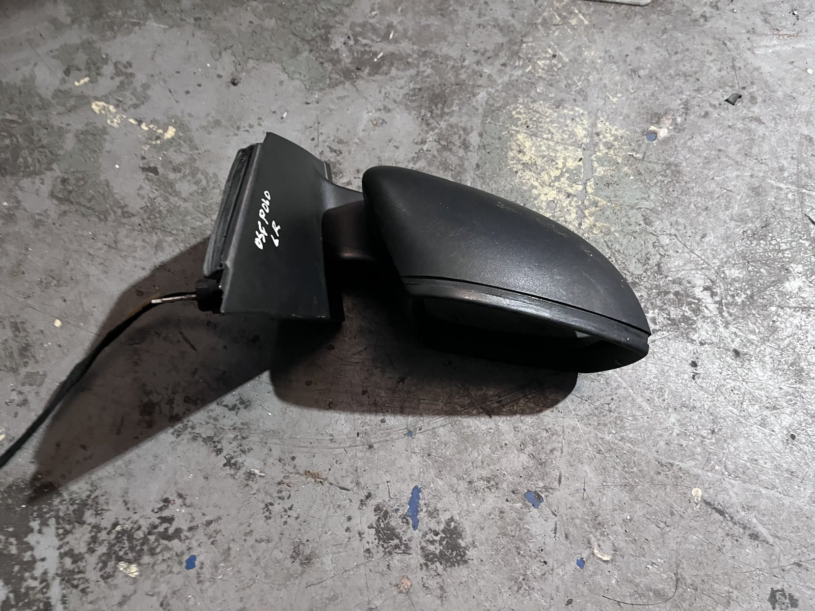 VW POLO OSF 6R WING MIRROR  photo 3