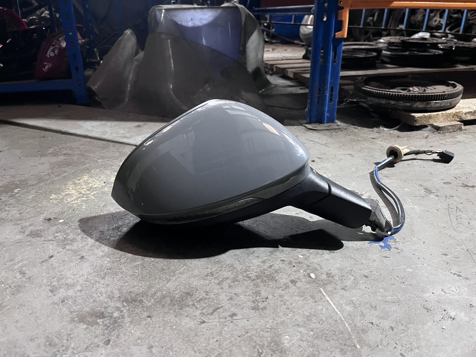 VW GOLF M8 NSF POWER FOLD BLIND SPOT WING MIRROR LA7C WING MIRROR  photo 4