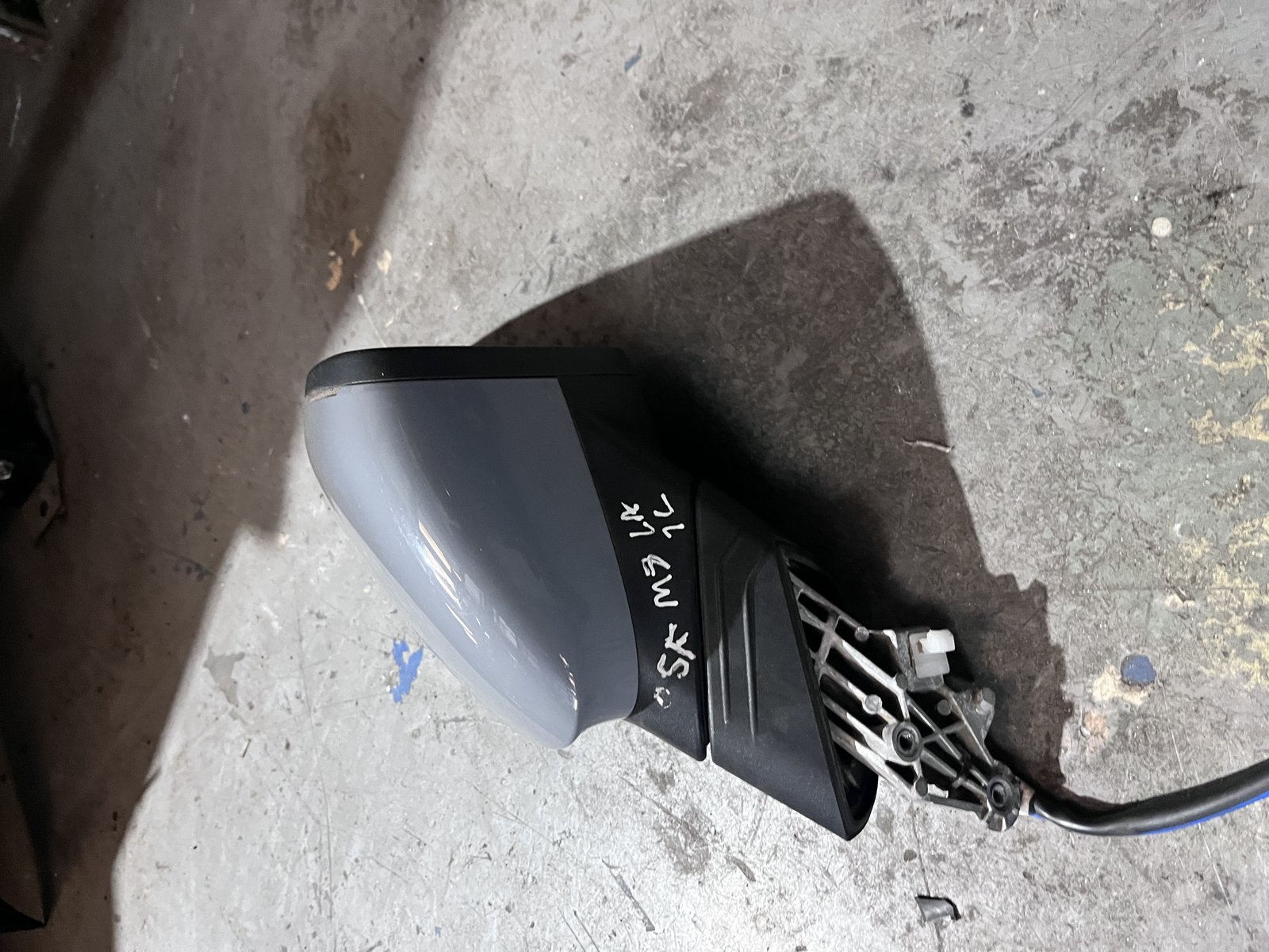 VW GOLF M8 NSF POWER FOLD BLIND SPOT WING MIRROR LA7C WING MIRROR  photo 2