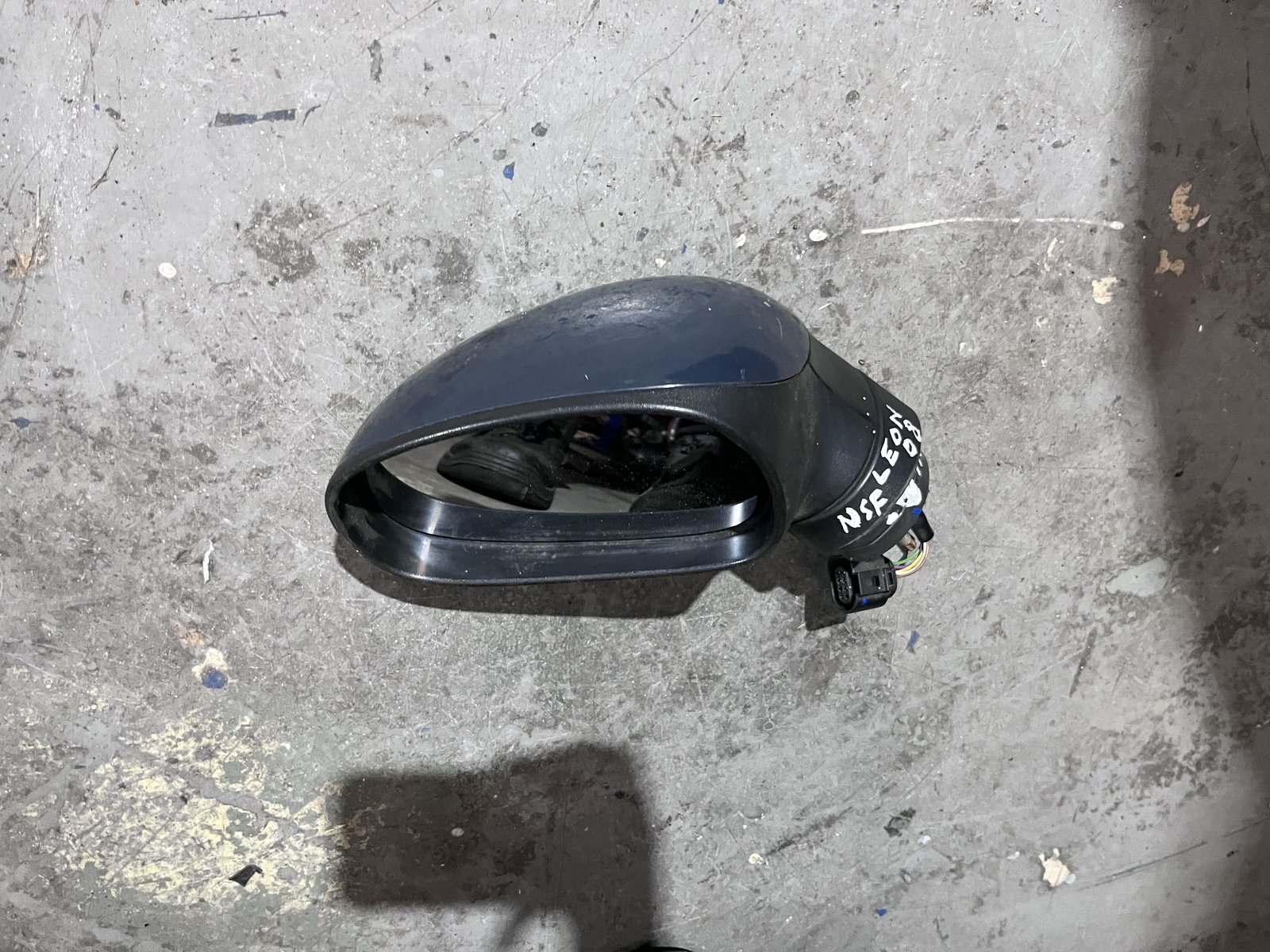 SEAT LEON 08 NSF WING MIRROR  photo 3