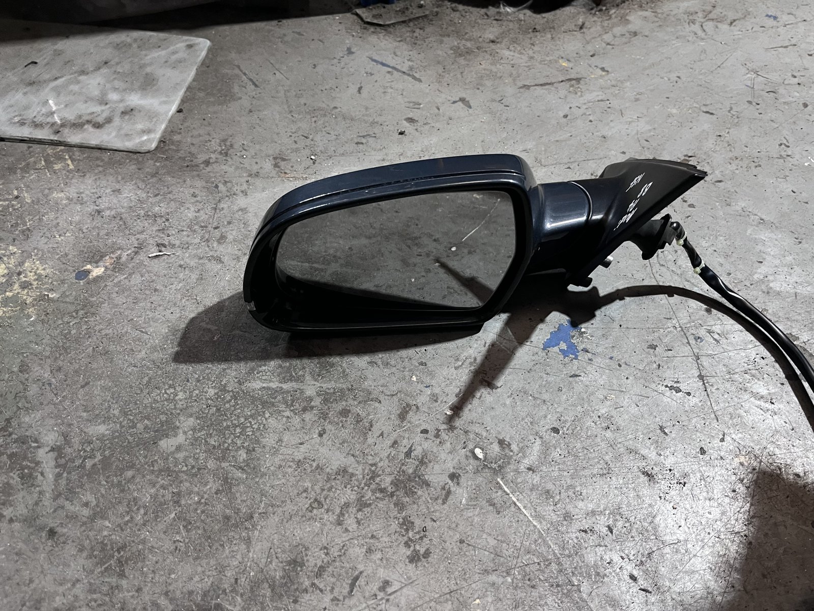 AUDI A4 B8 NSF WING MIRROR 