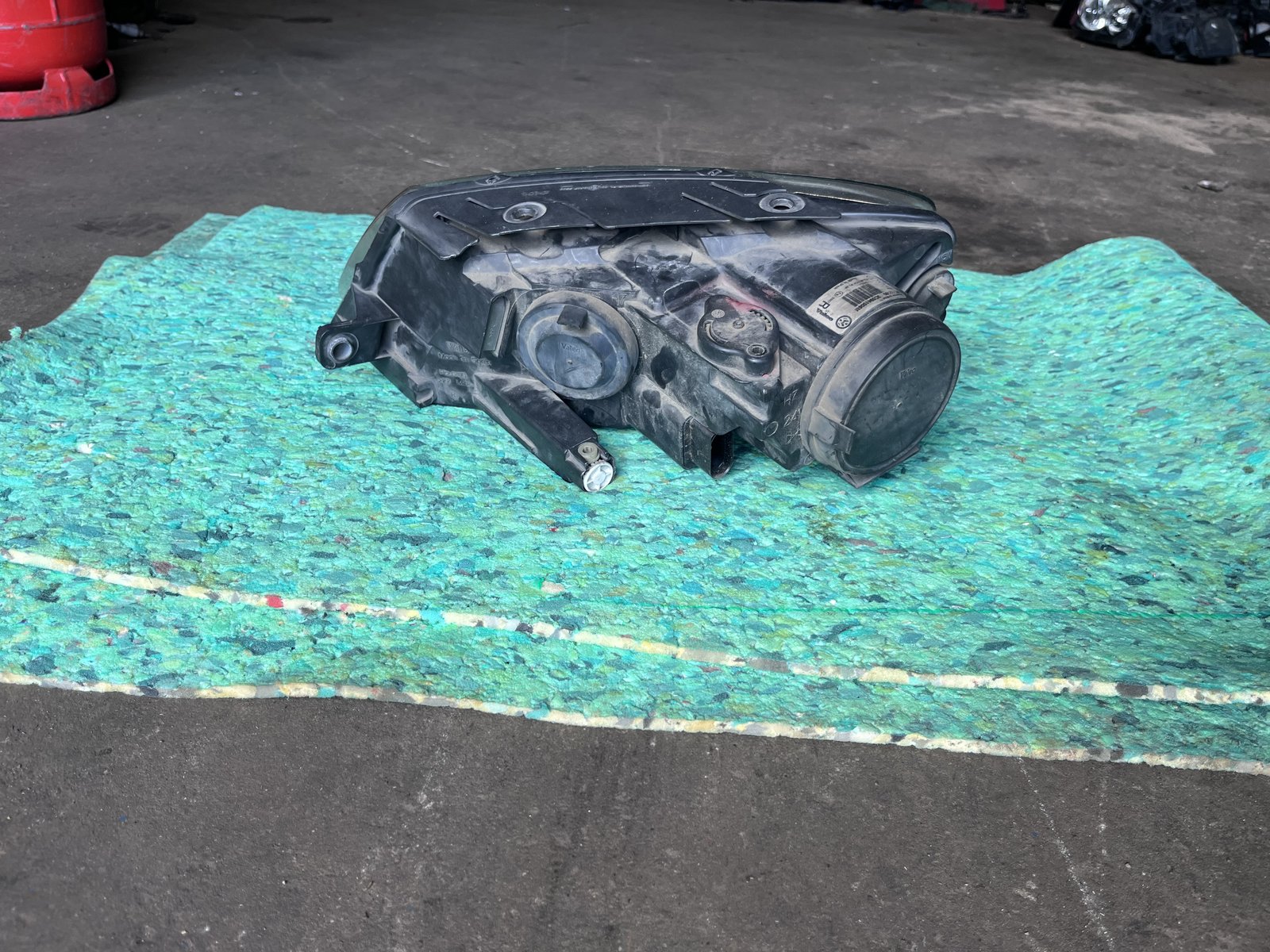 VW PASSAT B6 OSF HEADLIGHT  photo 7