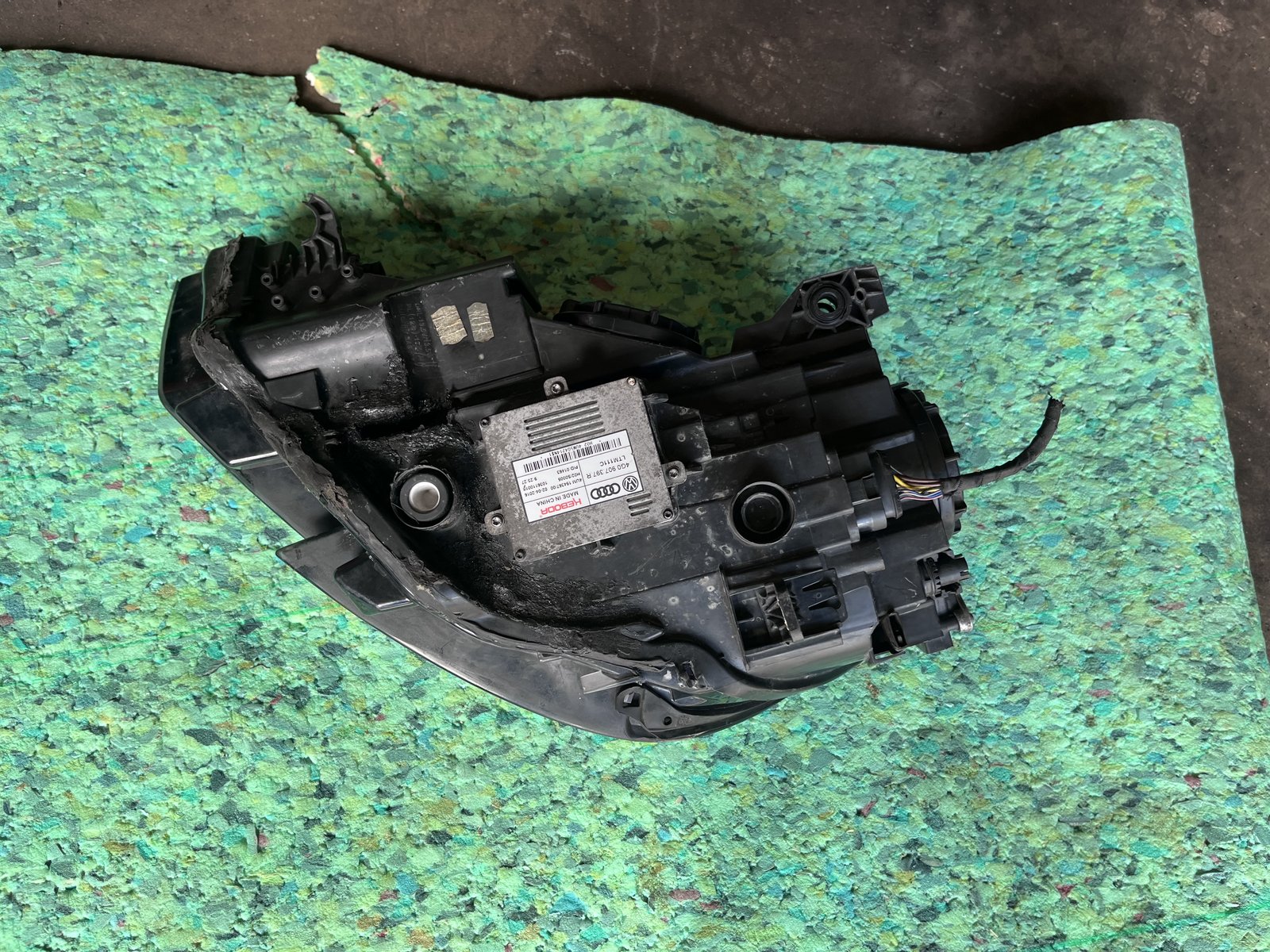2017 AUDI A3 OSF HEADLIGHT  photo 8