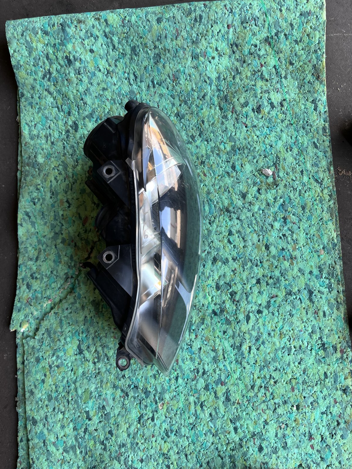 VW GOLF MK6 PASSENGER HEAD LIGHT  photo 4