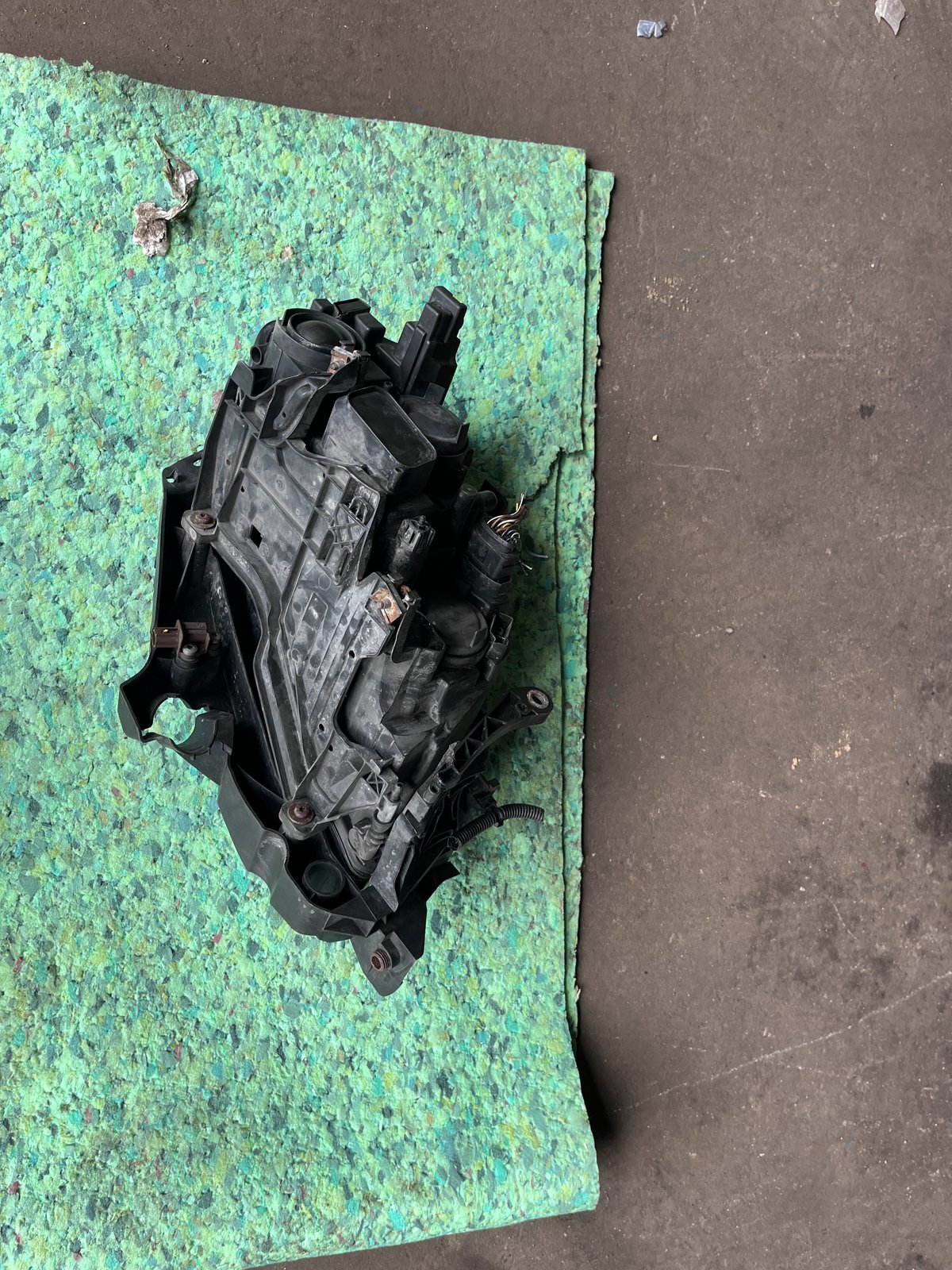 11-14 AUDI A4 B8 SALLON NSF HEAD LIGHT  photo 8