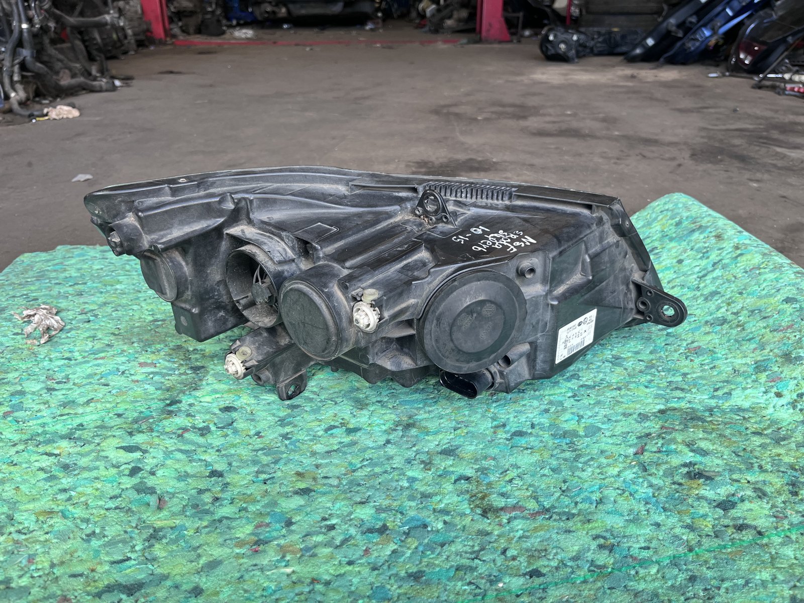 2014 SKODA SUPERB 3T NSF HEAD LIGHT  photo 7