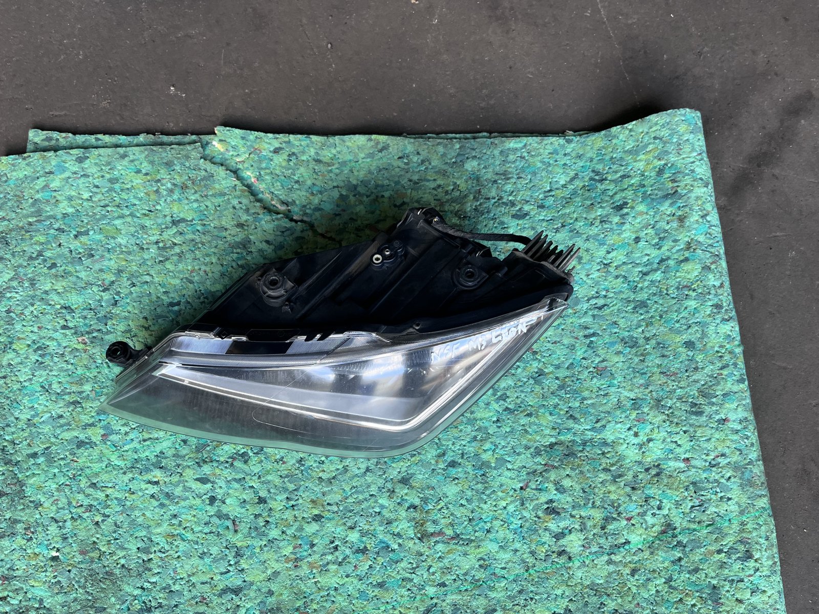 2013 SEAT LEON MK3 NSF HEAD LIGHT  photo 4