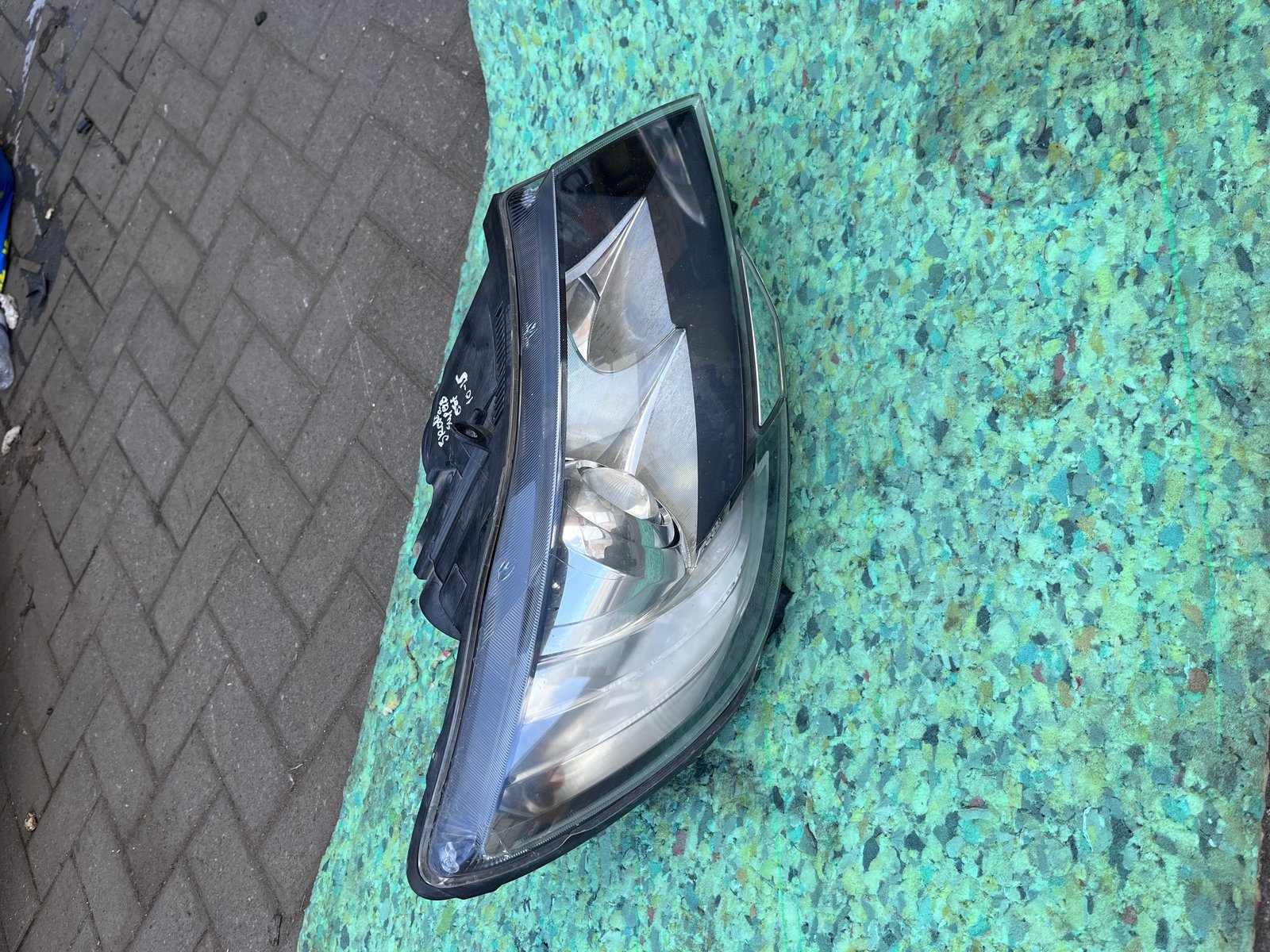 2014 SKODA SUPERB 3T OSF HEAD LIGHT