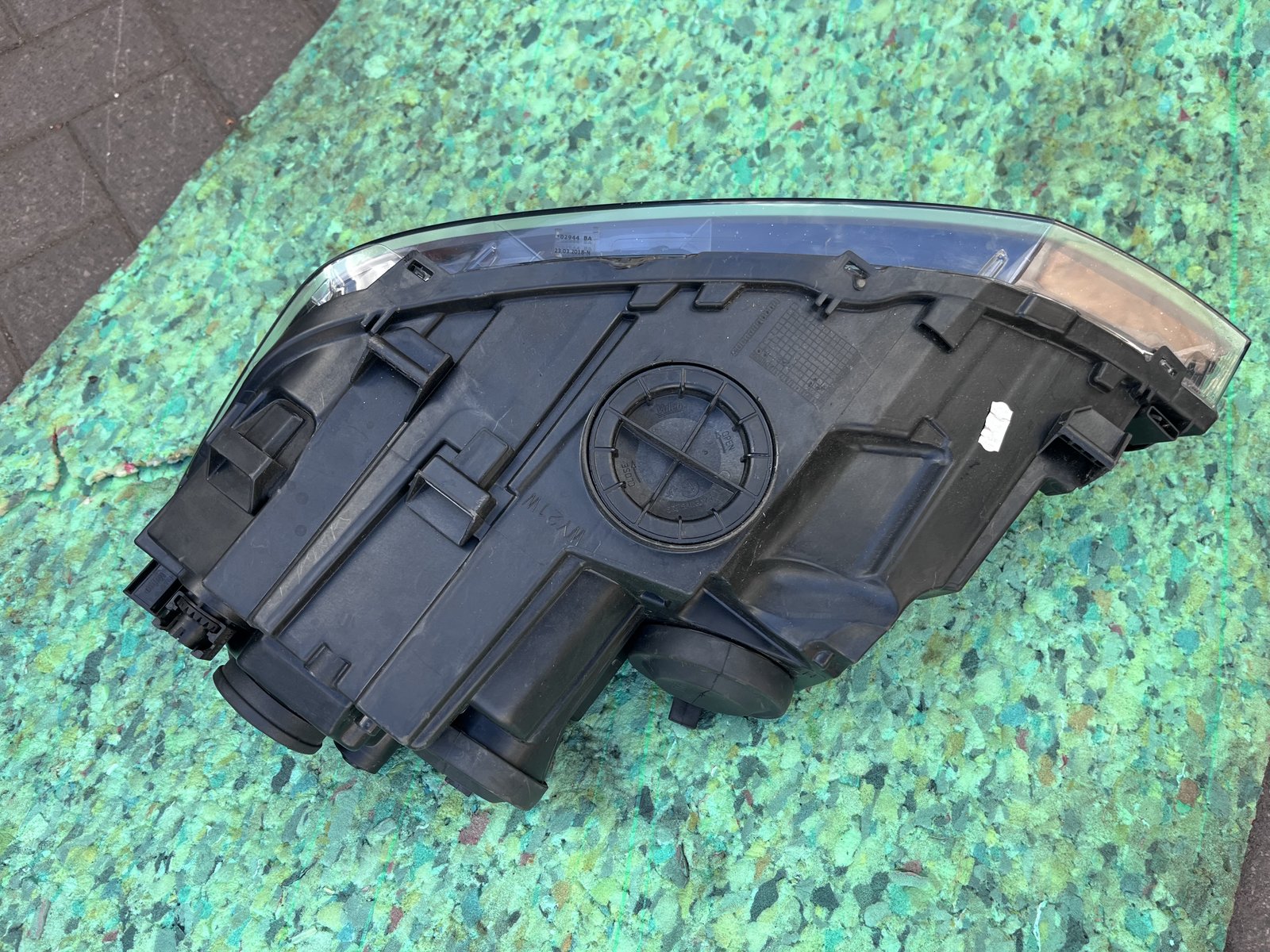 2018 VOLKES WAGON POLO MK6 OSF HEAD LIGHT photo 4