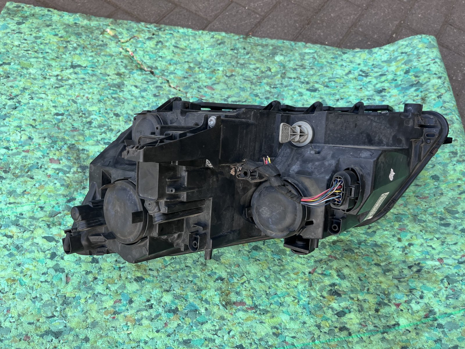 10-15 VOLKES WAGON SHARAN OSF HEAD LIGHT photo 4