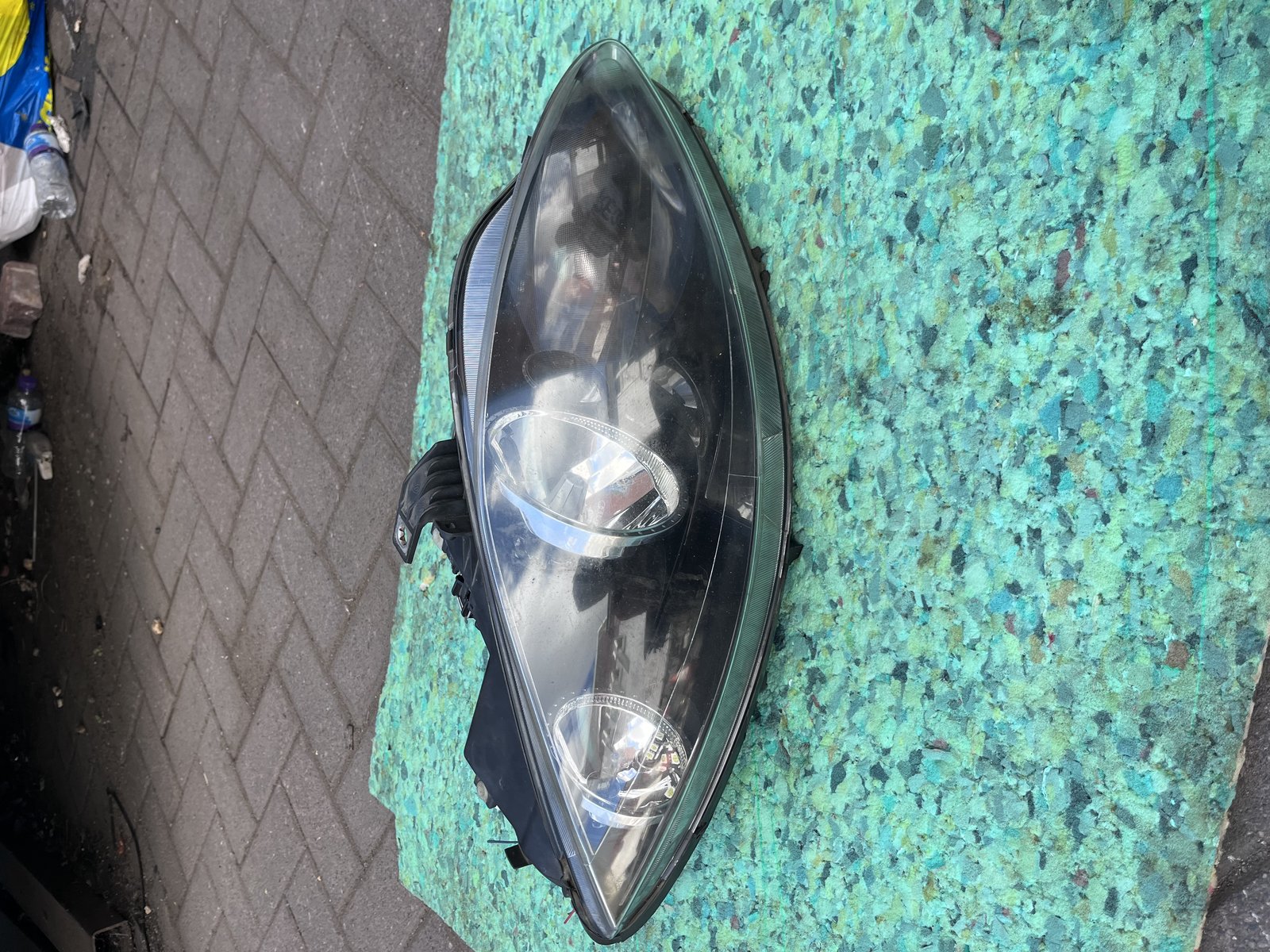 SEAT LEON 08 OSF HEAD LIGHT 