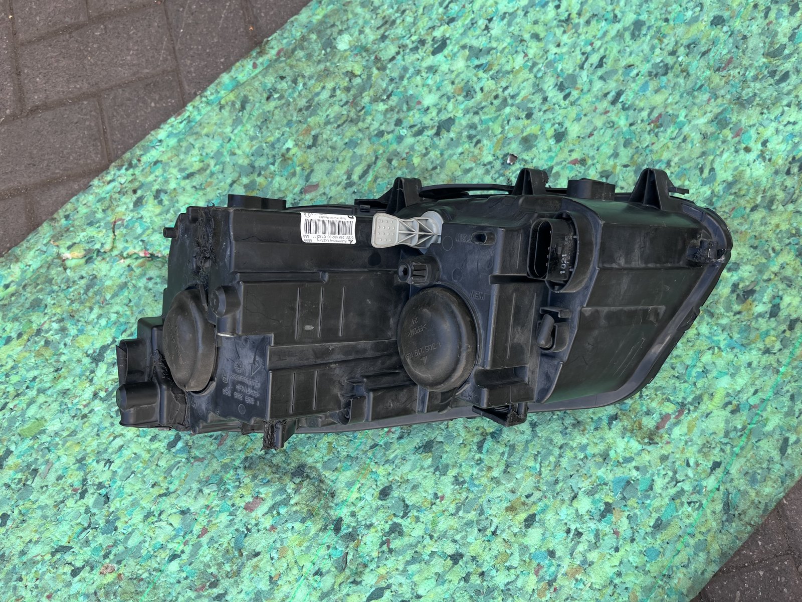 VW TOURAN 15 OSF HEAD LIGHT  photo 3