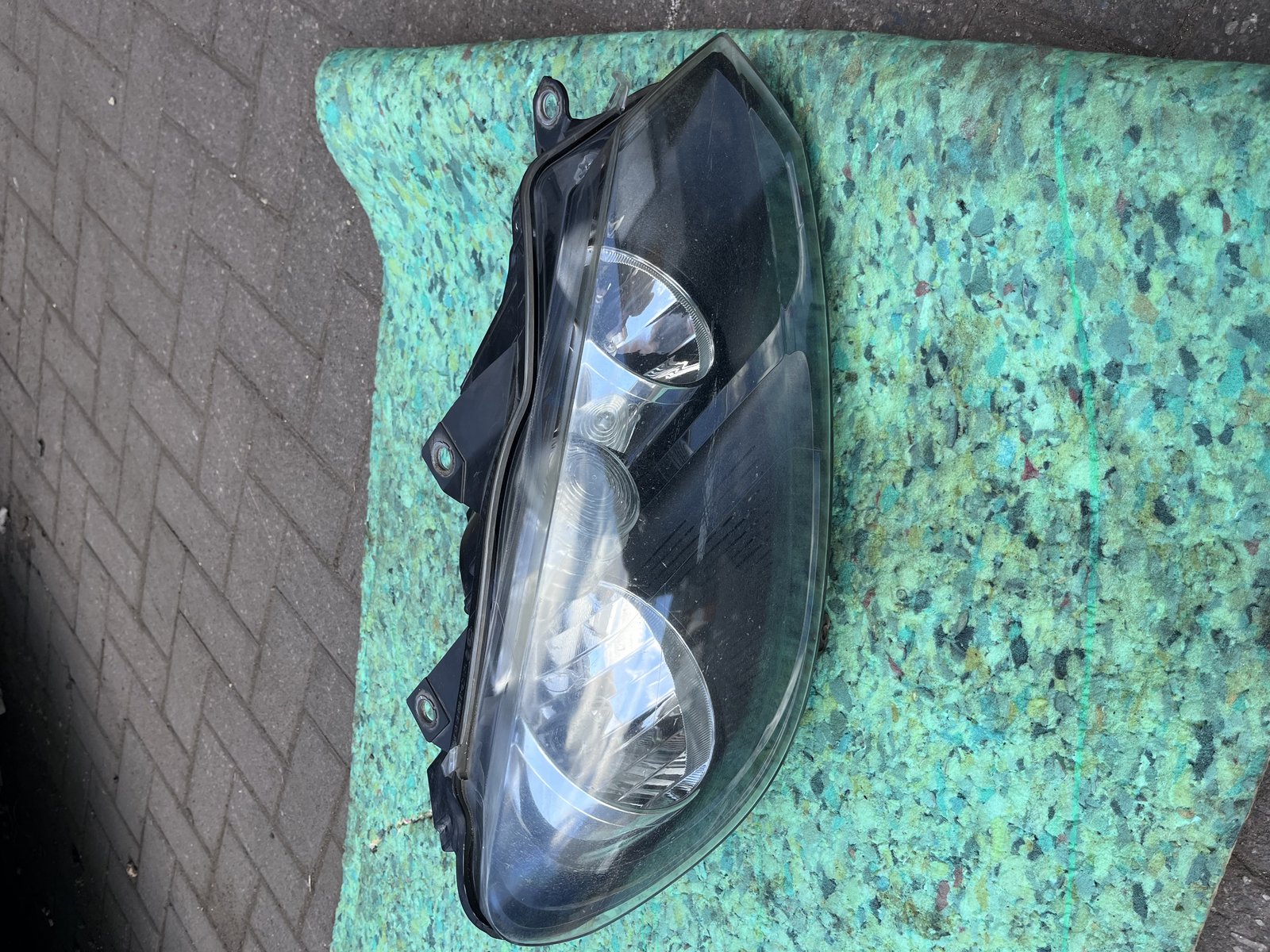 VW GOLF MK6 OSF HEAD LIGHT 