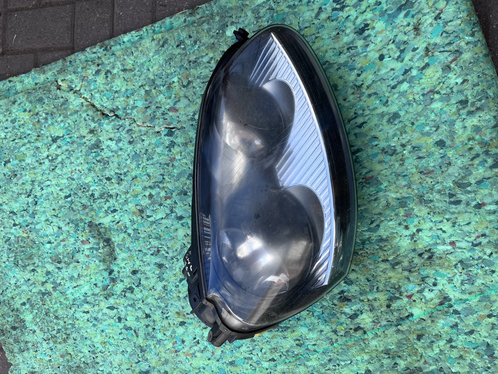VW GOLF MK5 GTI OSF HEAD LIGHT 