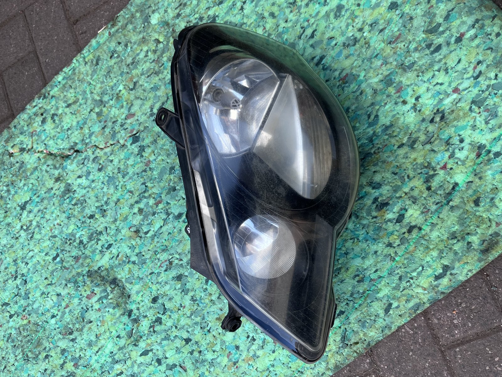 VW POLO GTI 9N NSF HEAD LIGHT 