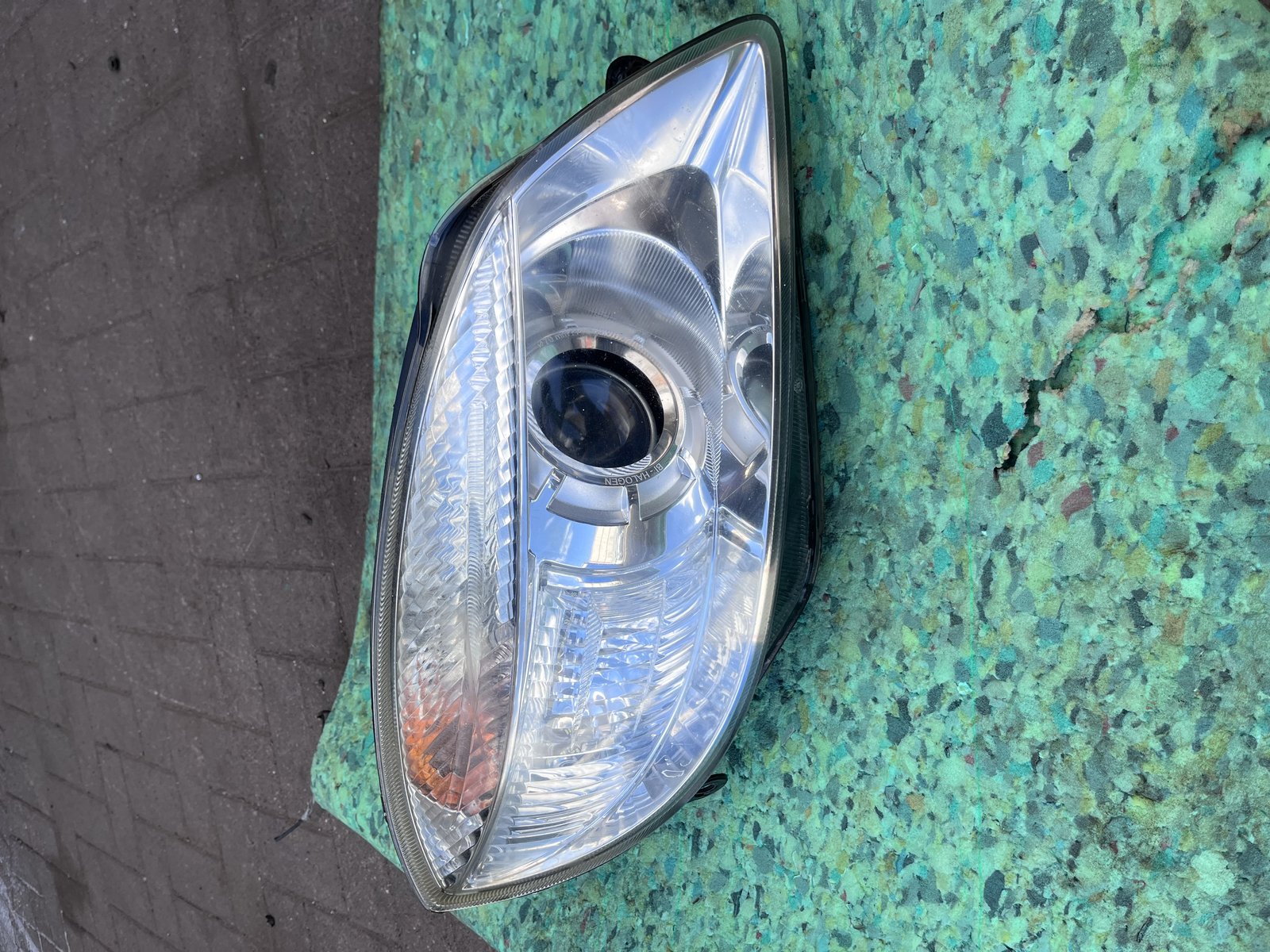 2010 SKODA FABIA OSF HEAD LIGHT 