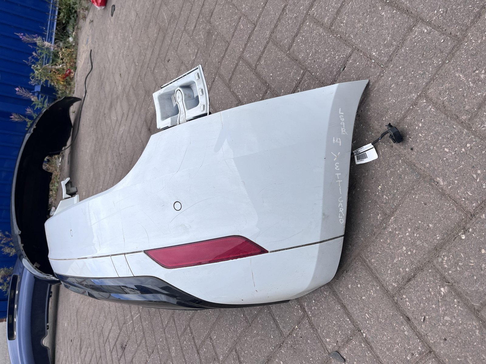 SKODA YETTI MONTE CARLO 14 RAR BACK BUMPER photo 4