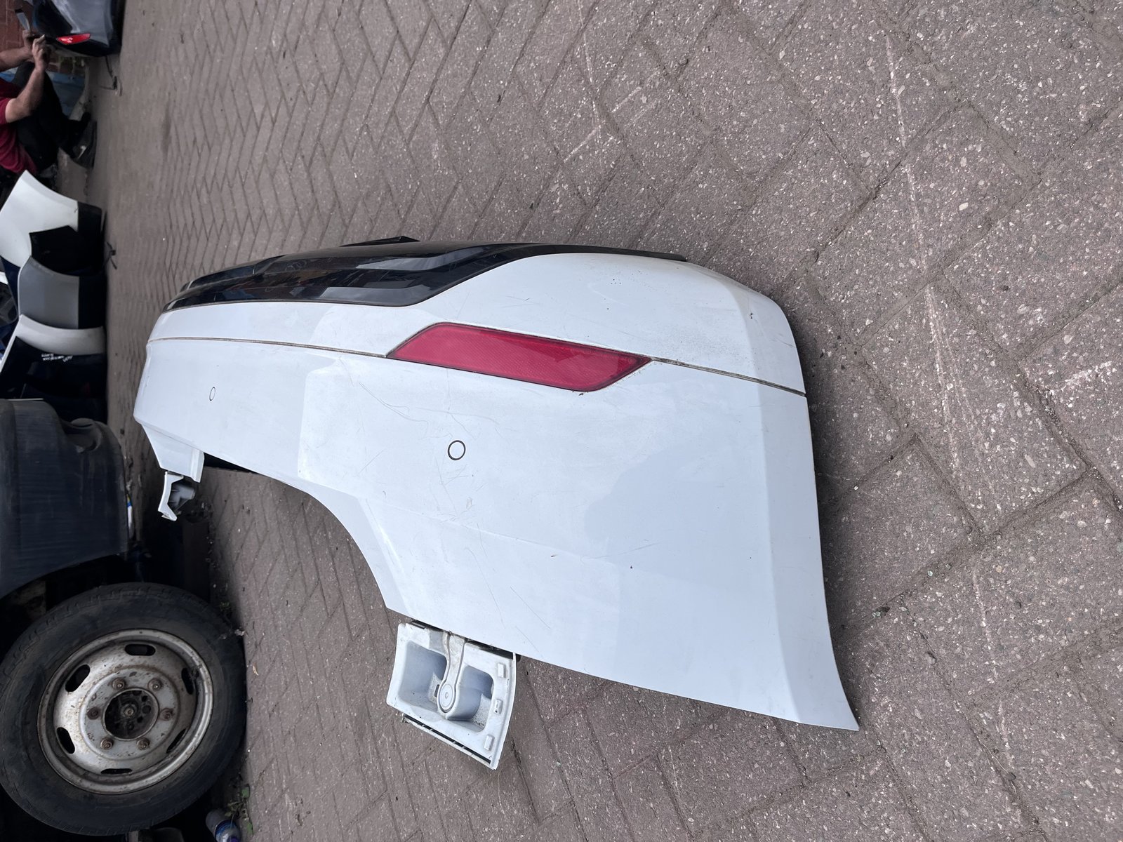 SKODA YETTI MONTE CARLO 14 RAR BACK BUMPER photo 2