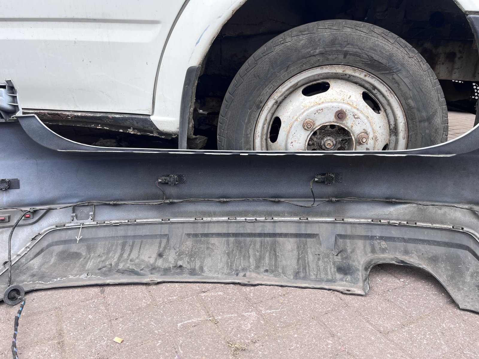 SKODA YETTI MONTE CARLO 14 RAR BACK BUMPER photo 7