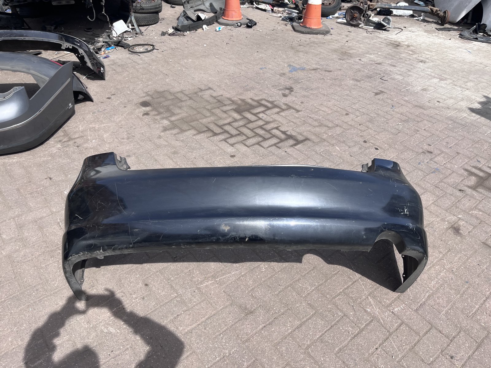 MITSUBISHI GRANDIS REAR BUMPER 