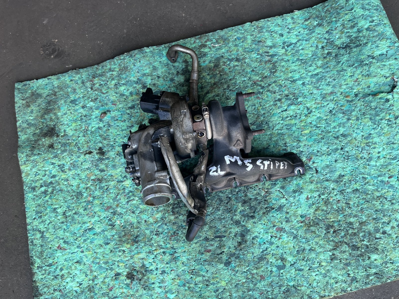 VW GOLF M5 GTI 2L PET TURBO photo 5