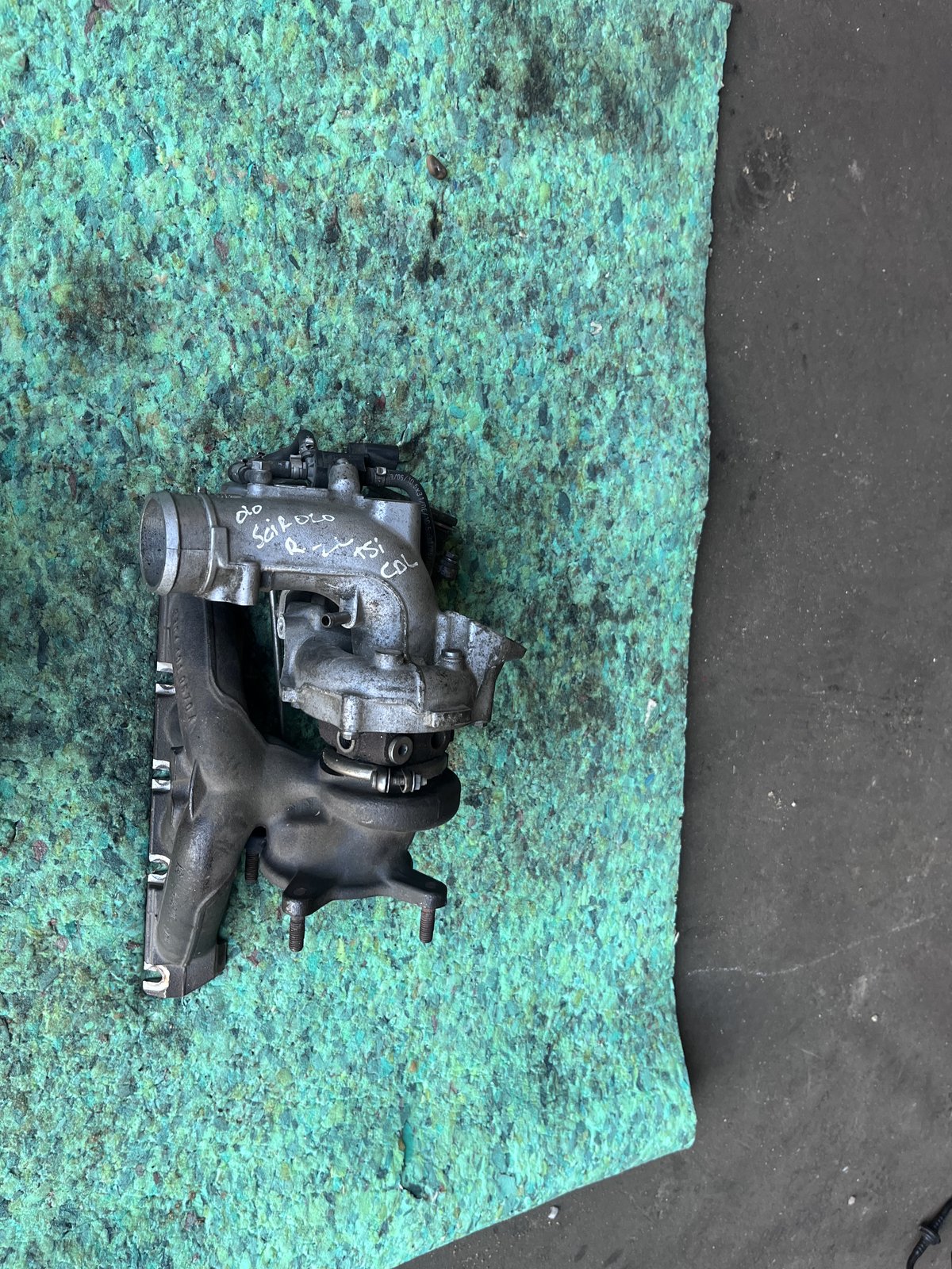 VW  SCIROCO RZL TSI TURBO photo 5