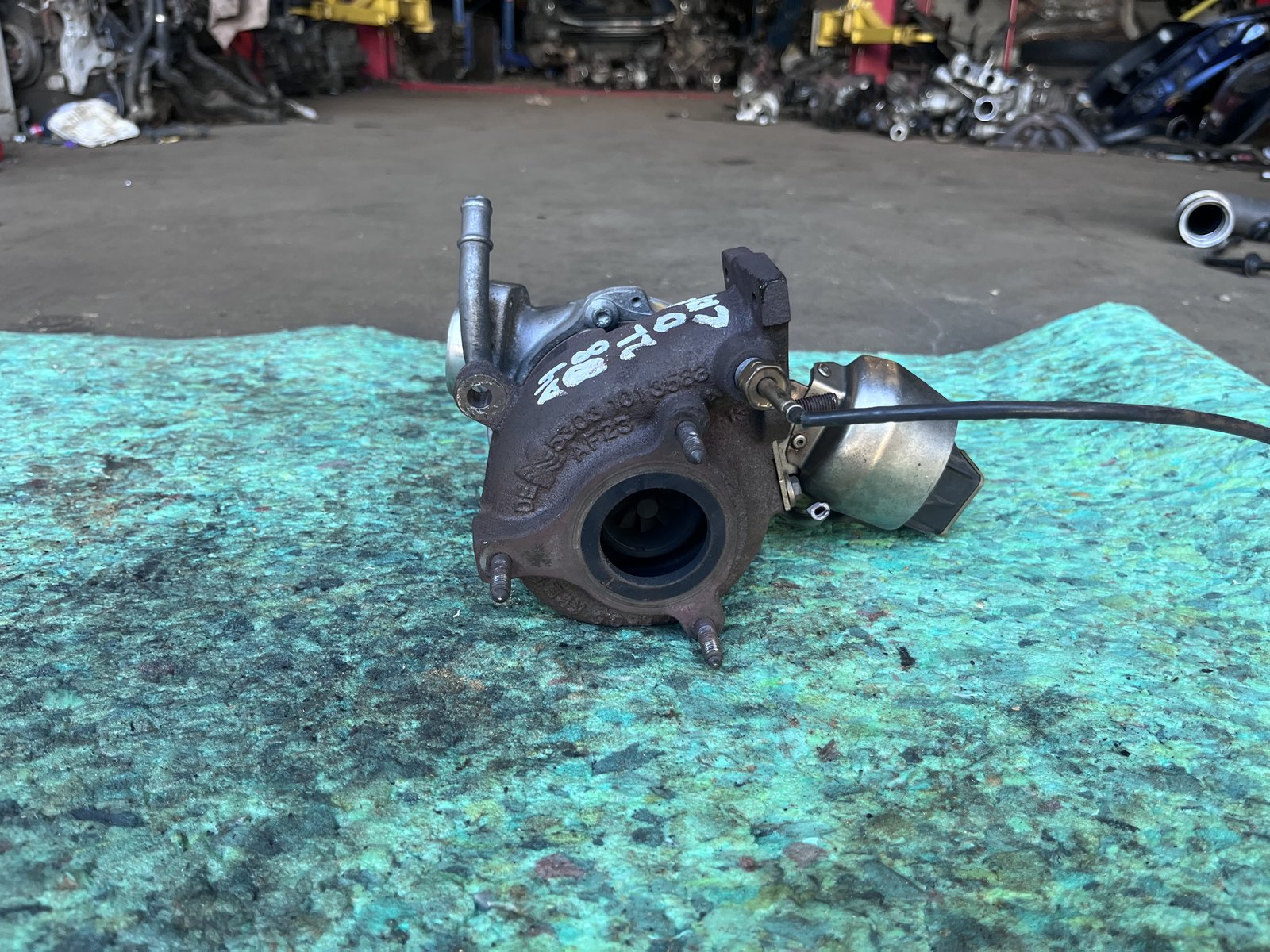 AUDI A4 B8 2L D CASA TURBO photo 4