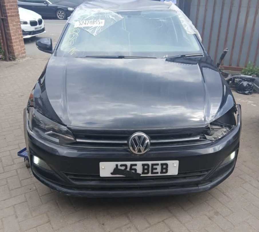 2018 VOLKES WAGON POLO 1 LITER PETROL 7 SPEED AUTO photo 2